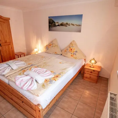 Langfeld, Christa Διαμέρισμα *